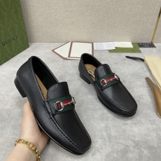 Gucci Leather Shoes